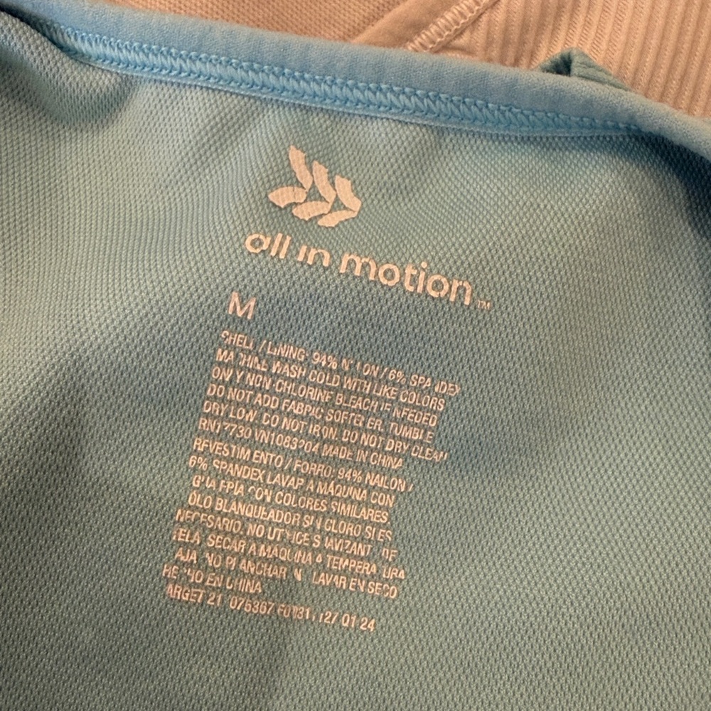 All In Motion Crop Tops/Bras - Picture 3 of 3